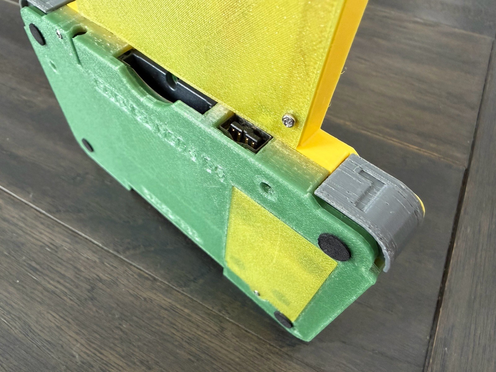Nintendo DS Unhinged Mod Runs DS & GBA Cartridges Region Free W/ Charging Dock