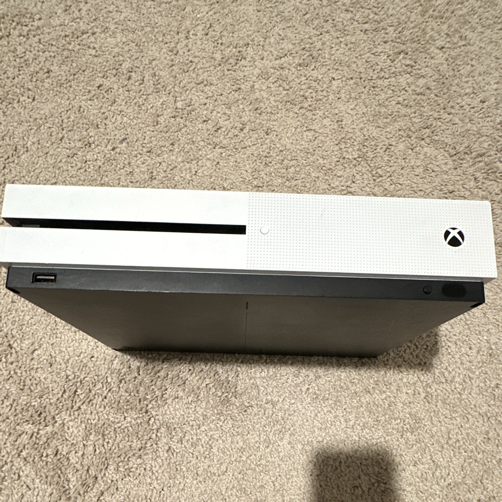 Microsoft Xbox One S 500GB 4K UHD Wi-Fi White Home Console MPN 1681