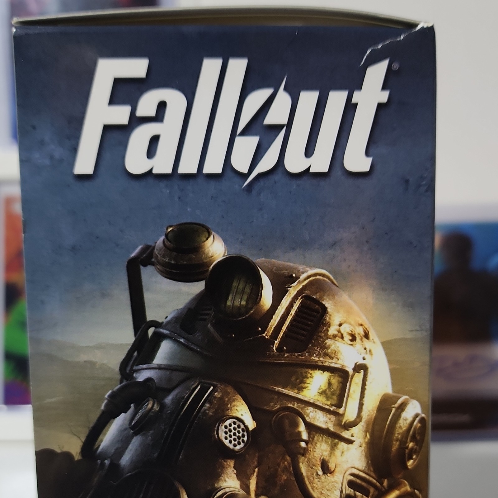 Syndicate Collectibles Fallout Vault Boy (Gun) Figurine SYN-637279-C