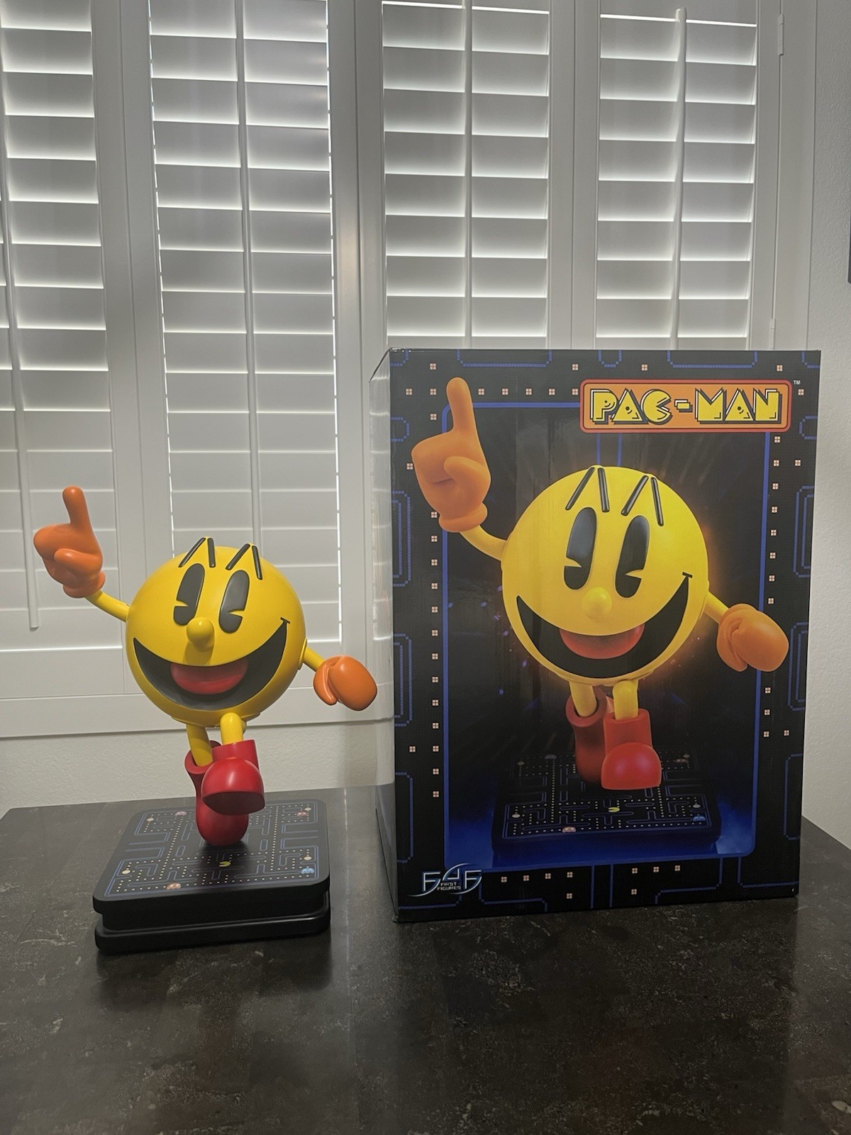 Pac-Man Regular F4F First 4 Figures Statue Preowned As-Is #69 DAMAGED READ
