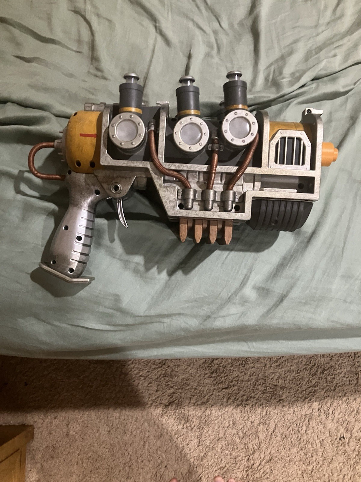 Fallout Official 1:1 Plasma Pistol Replica Chronicle Collectibles