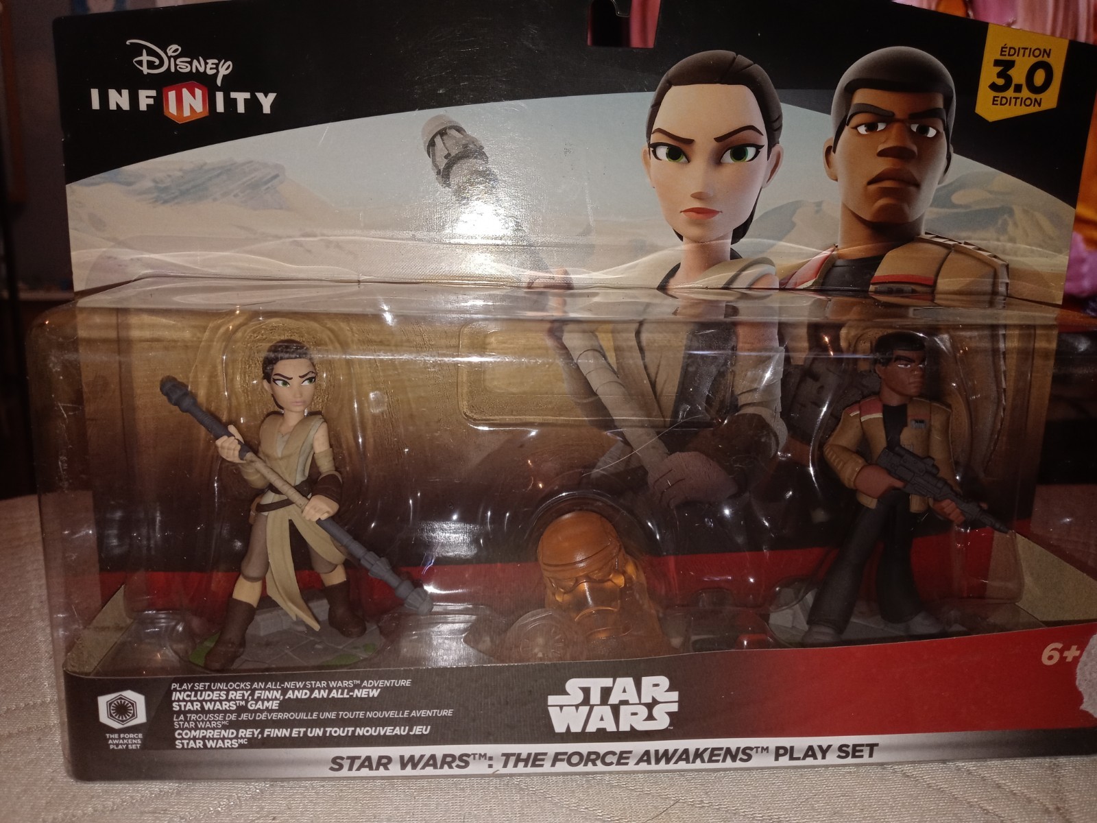 Disney Infinity 3.0 Edition Star Wars The Force Awakens Play Set Rey Finn 2015