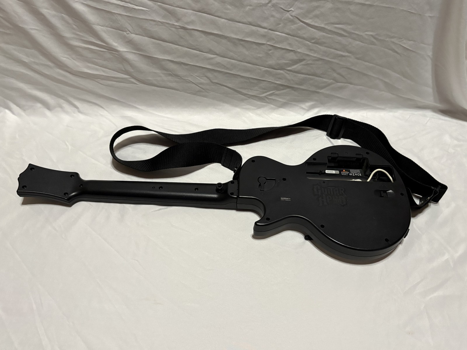 RedOctane Guitar Hero Les Paul Wii Controller White Wireless 95125.805 *READ*