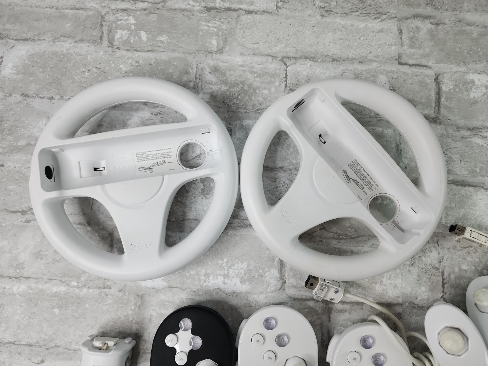 Nintendo Wii Genuine Accessories (Lot of 8) Wheels Controllers Motion Plus OEM
