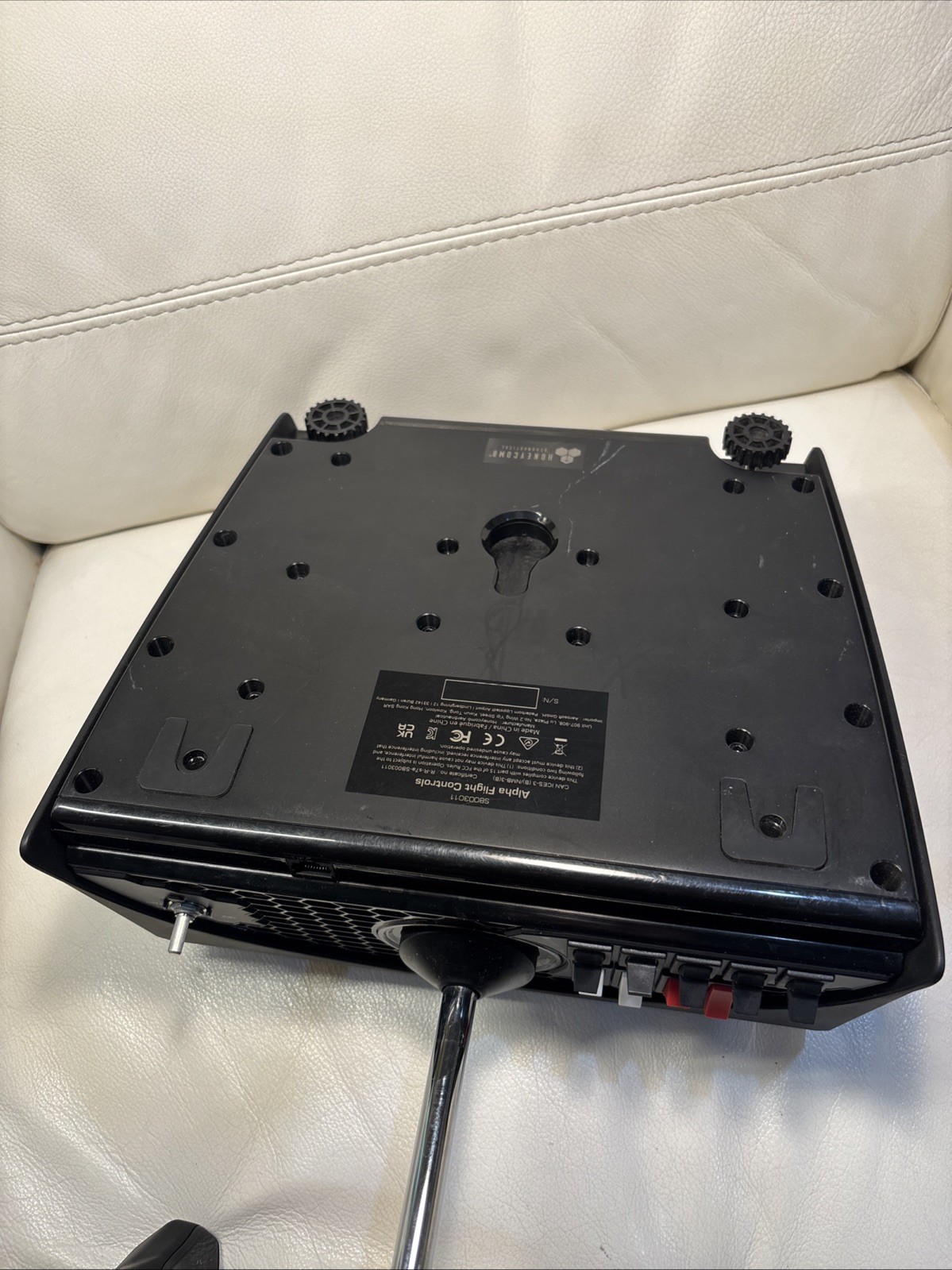 Honeycomb Alpha Flight Control Yoke – Airline Pilot PARTS ONLY NOT TESTED