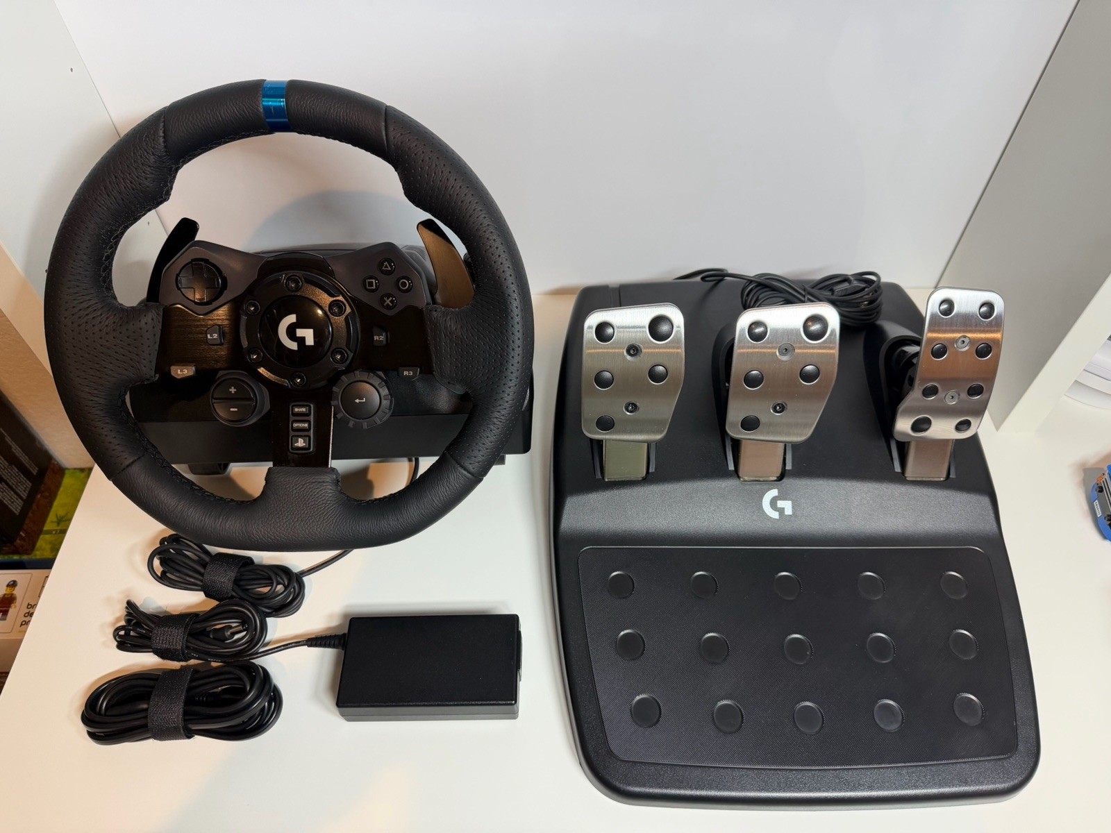 Logitech G923 Racing Wheel and Pedals – Black For Playstation and PC