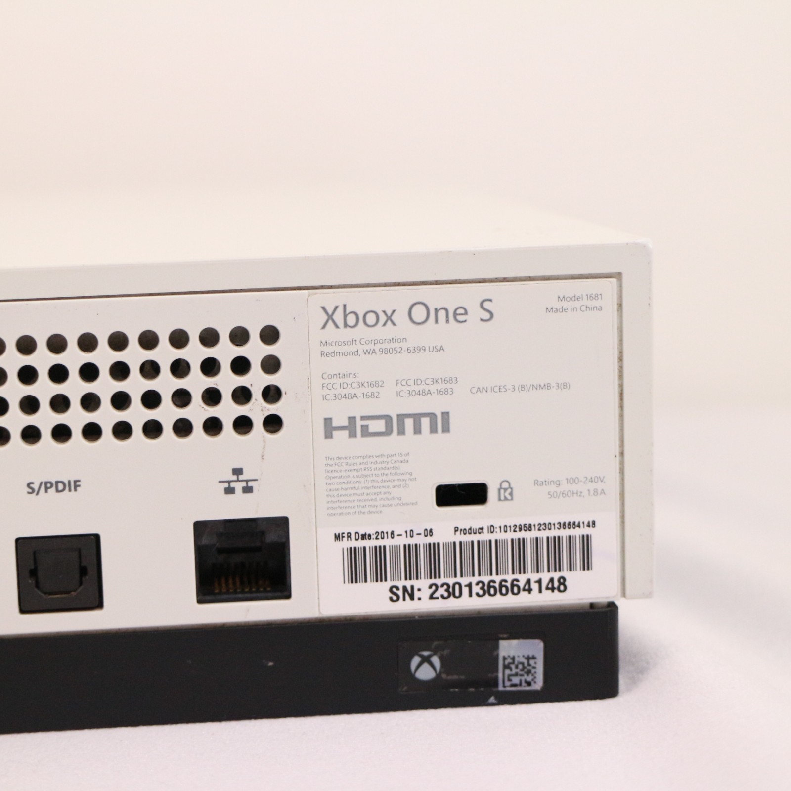 Microsoft Xbox One S 1681 Gaming Home Console White w/Wireless Controller TESTED