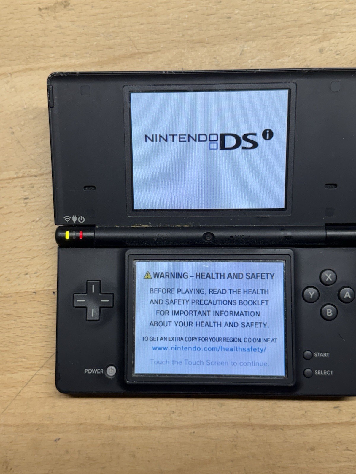 Nintendo DSi Black Nintendo DS TWL-001 USA 2008 W/ Charger No Stylus
