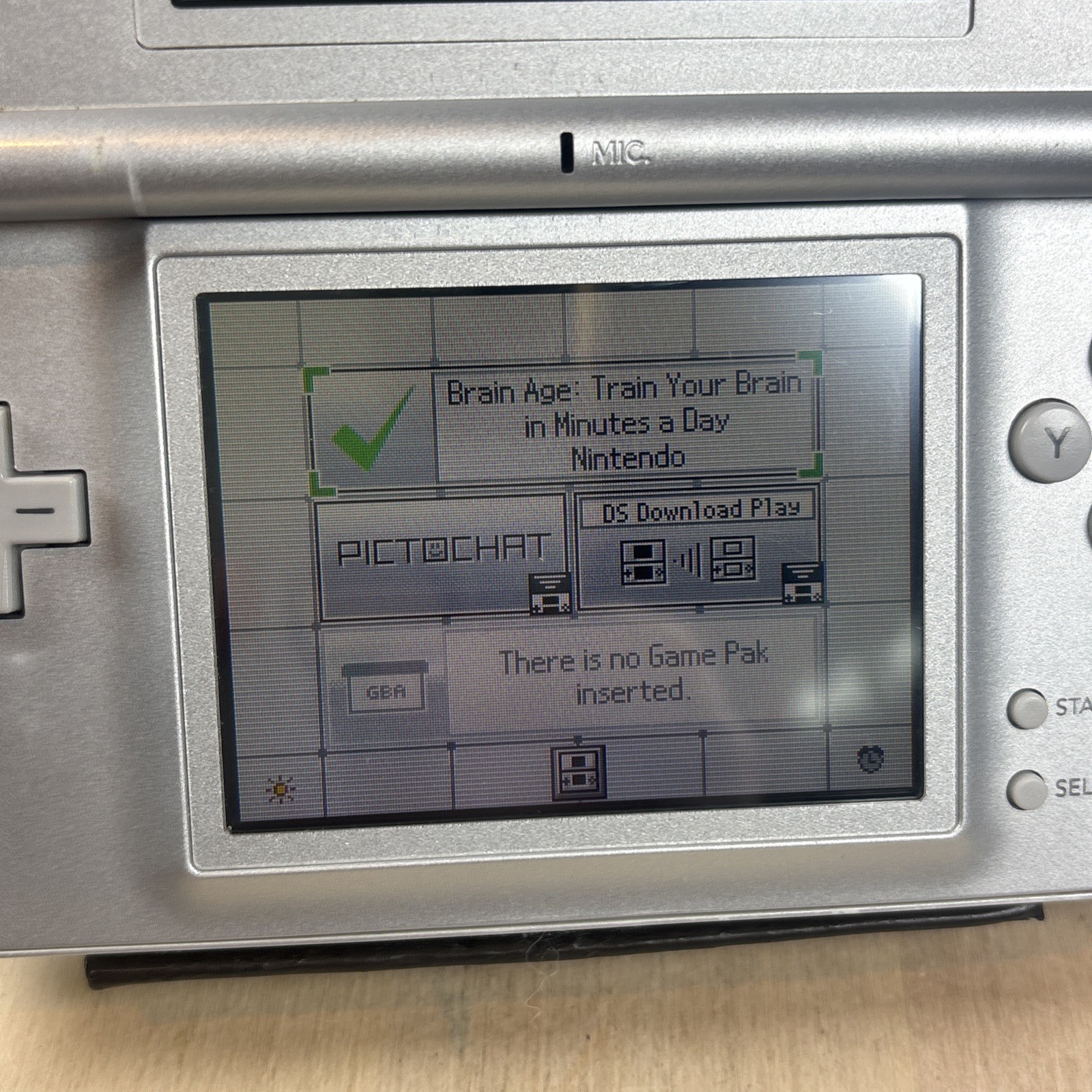 Nintendo DS Lite Silver Console USG-001 w/ Charger & Game – Working, with Defect
