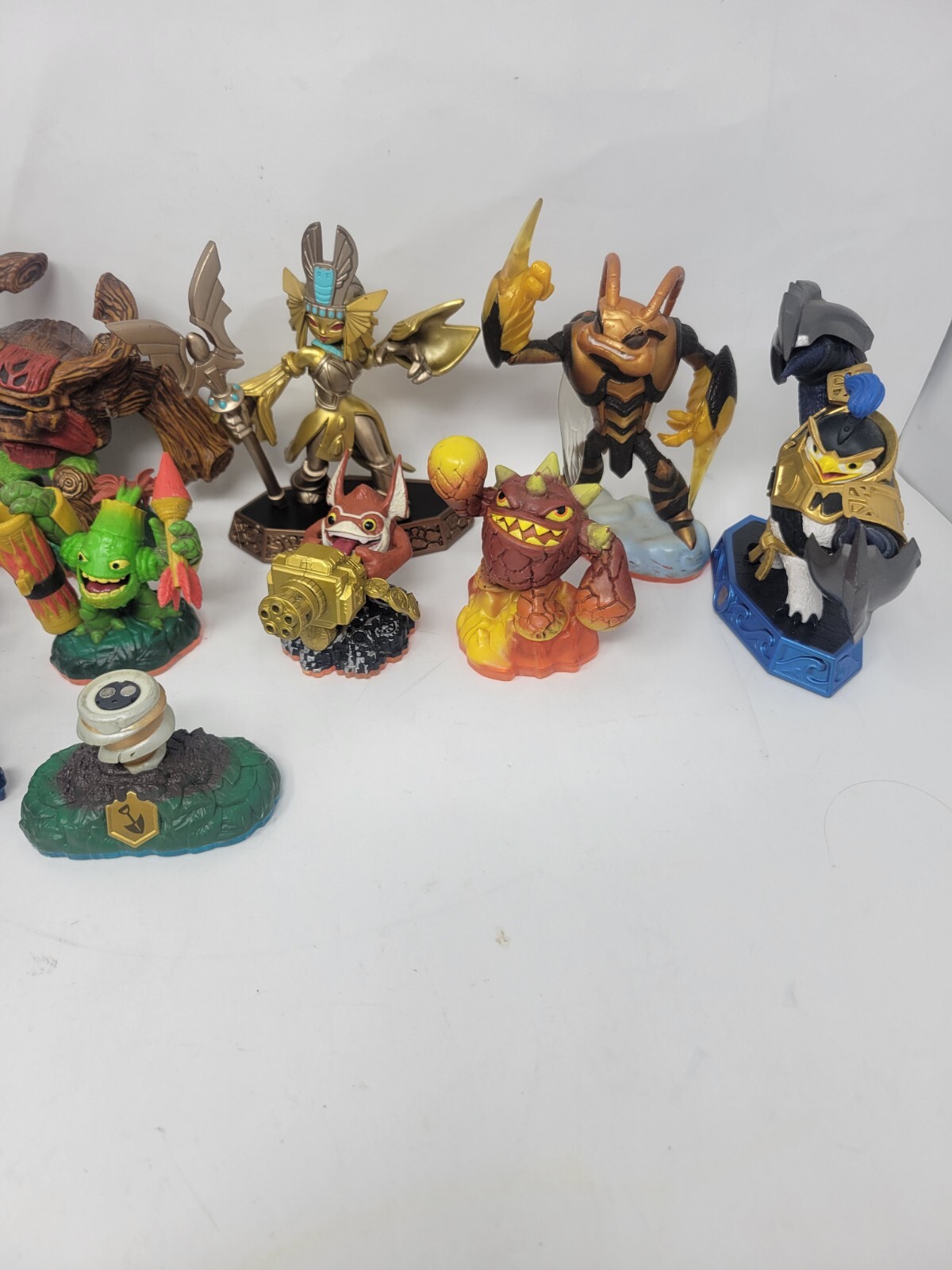 Skylander 19 Figure Lot Skylander Giants And Other Sets.