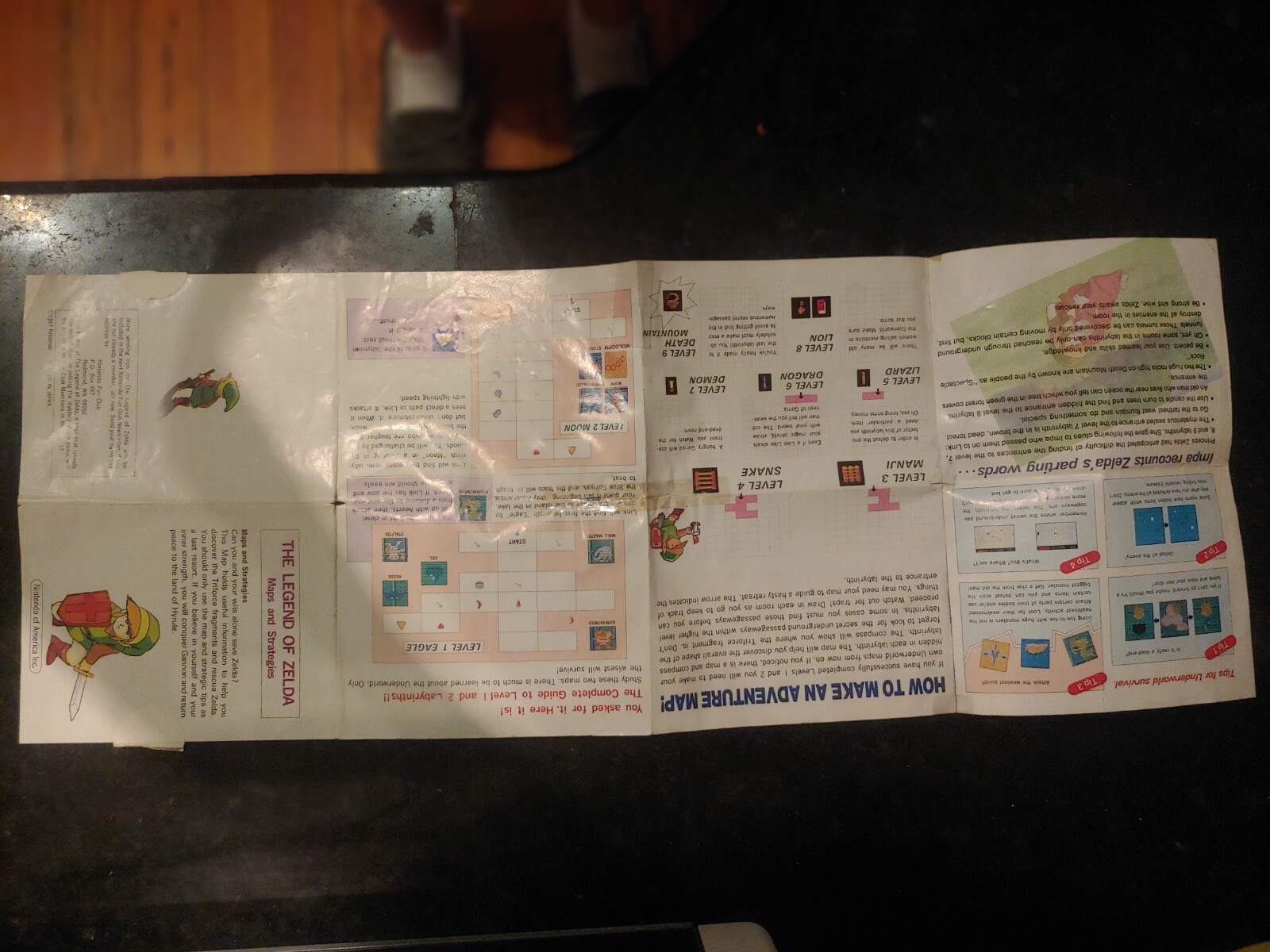 Vtg 1987 LEGEND OF ZELDA Nintendo NES Original Maps & Strategies Fold-Out Insert