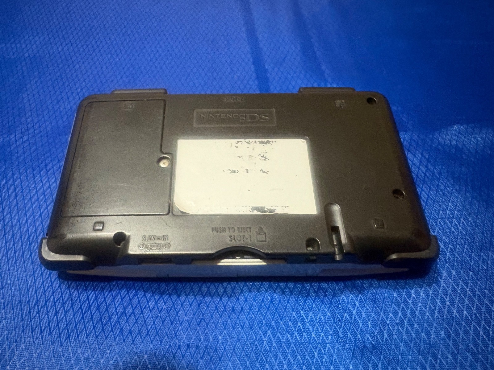 Nintendo DS Handheld System – Silver tested and working