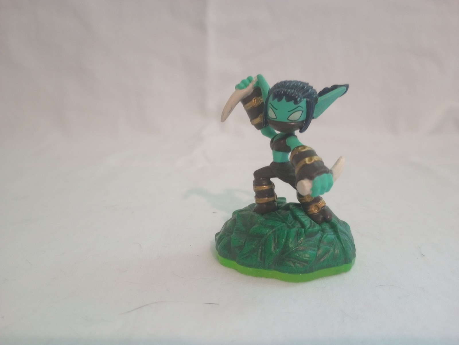 Skylanders Adventure – Lot of 5 Figures Spyro Stealth Elf Trigger Gill Chop Chop