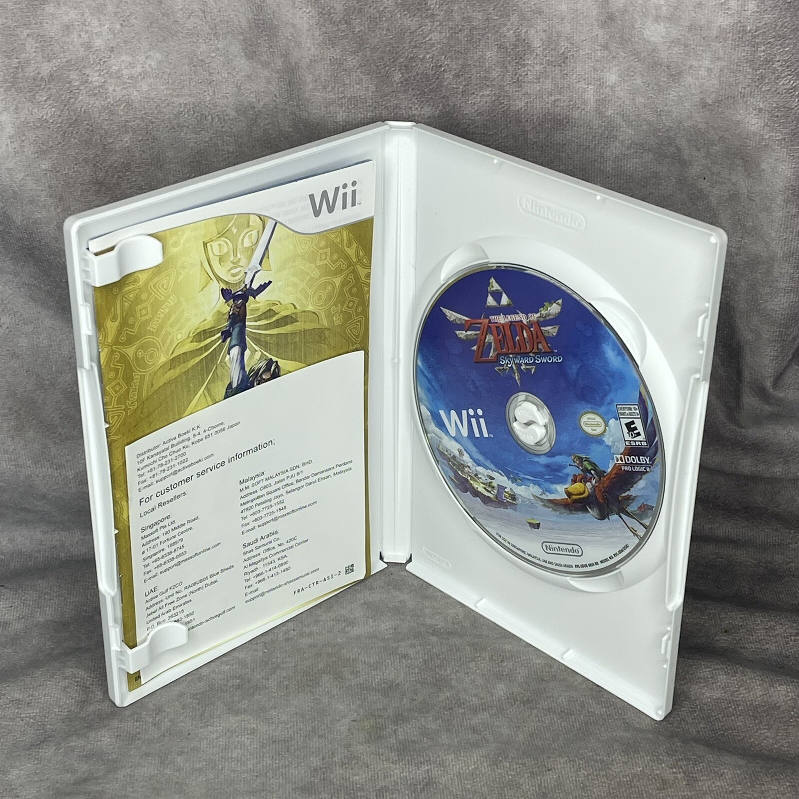 Legend of Zelda Skyward Sword Wii UAE/Saudi/Malaysia/Singapore Version Complete