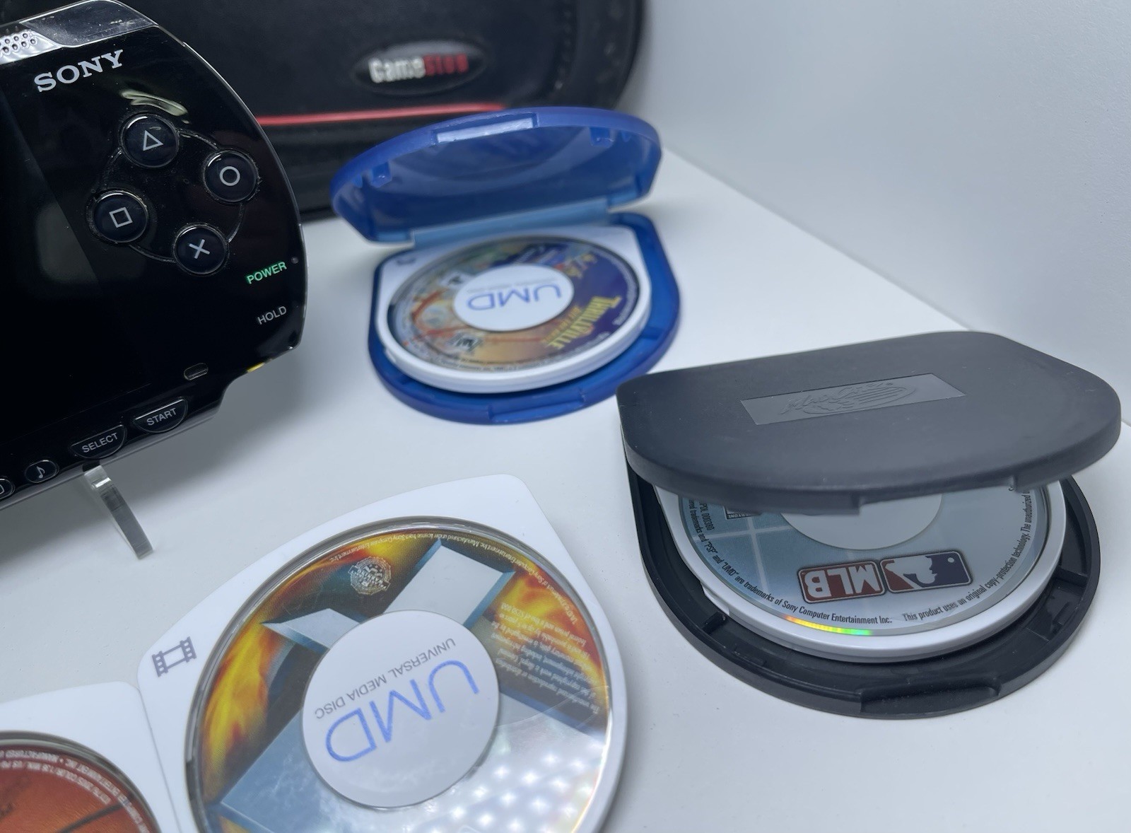 Sony PSP 1001 Portable Handheld Console – Black with 5 Disks