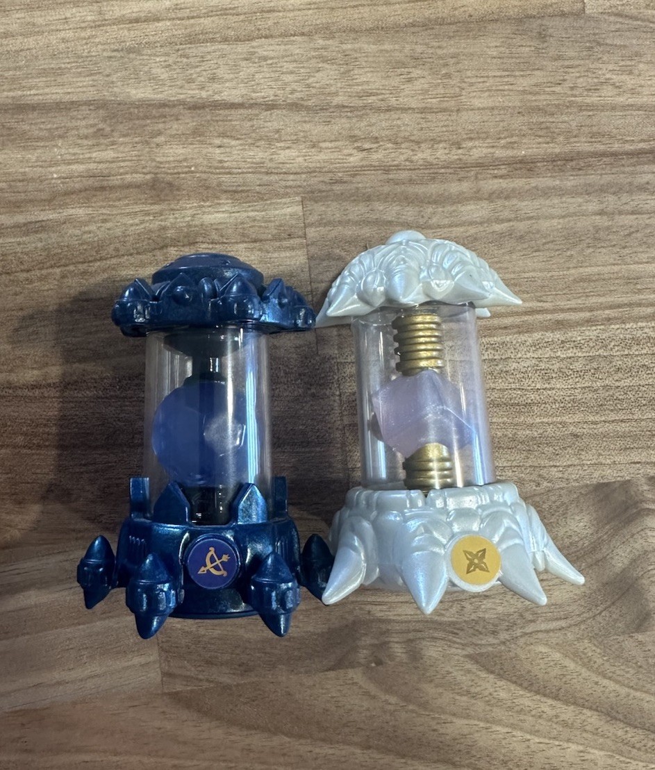 Skylanders Imaginators Lot Of 2 Light Creation & Water Creation Crystals