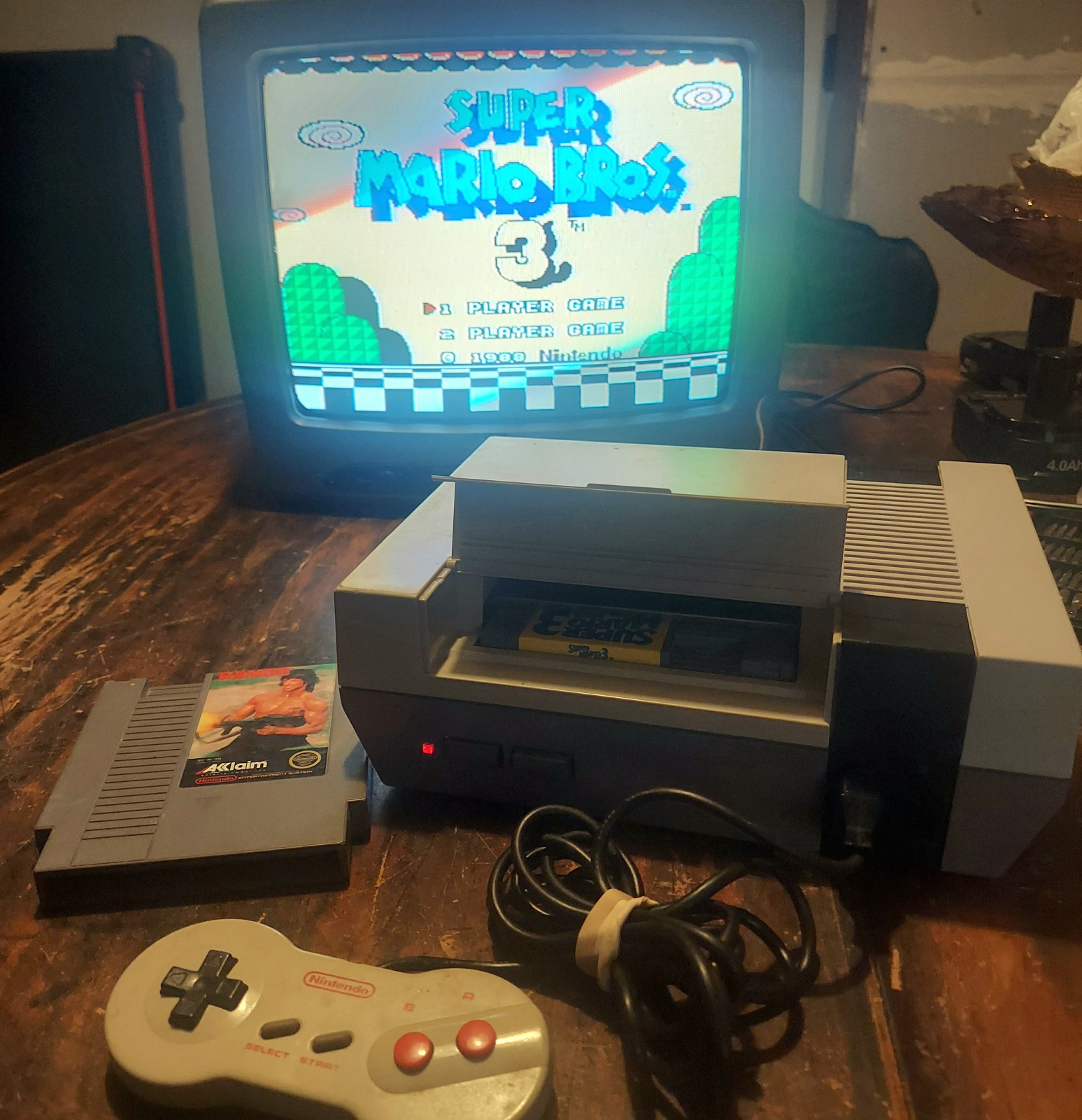 Nintendo NES Console Bundle Cleaned New 72 Pin Mario 3 Duck Hunt Rambo OEM