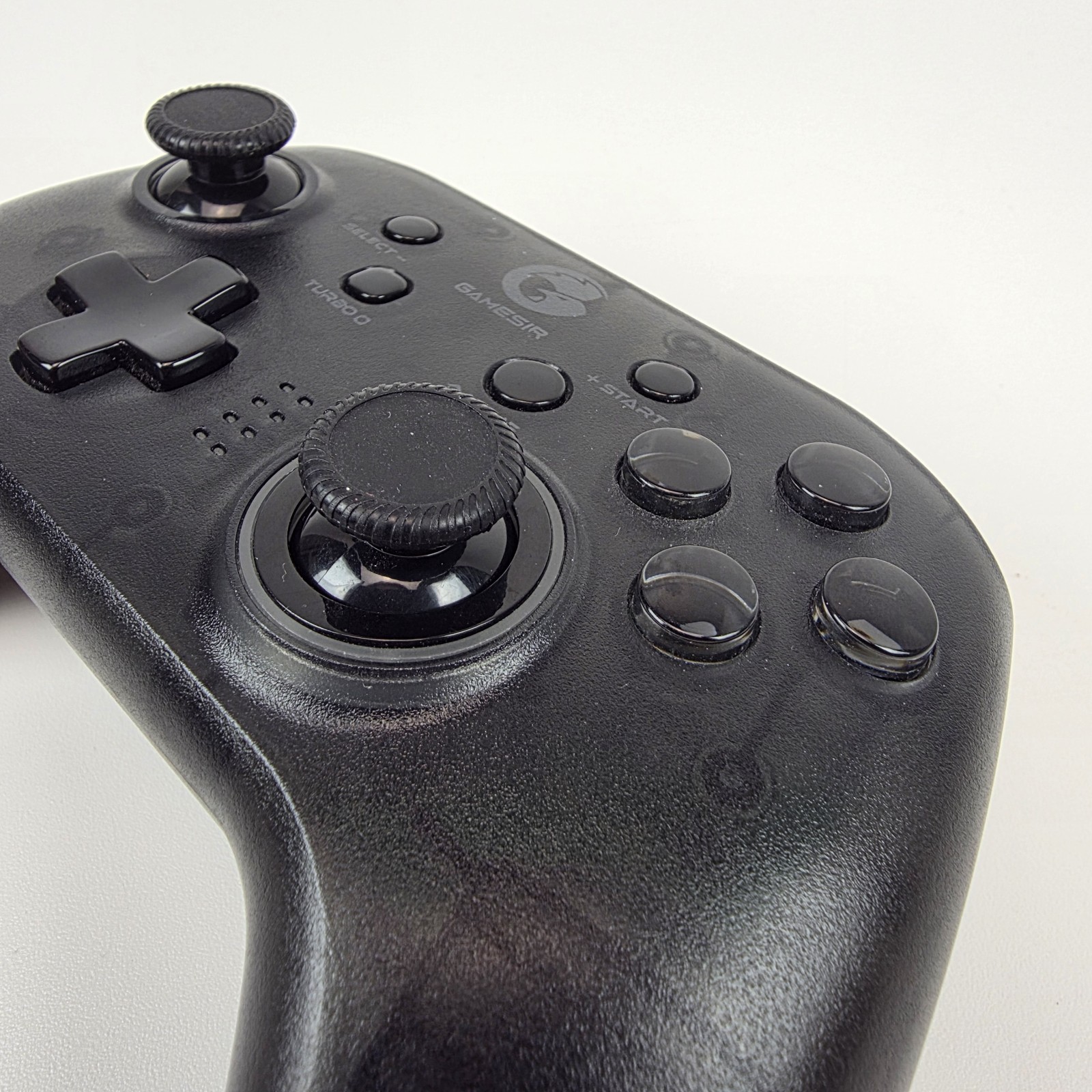 GameSir T4 Pro Wireless Controller for Windows PC/Switch/Android/iPhone USB-C