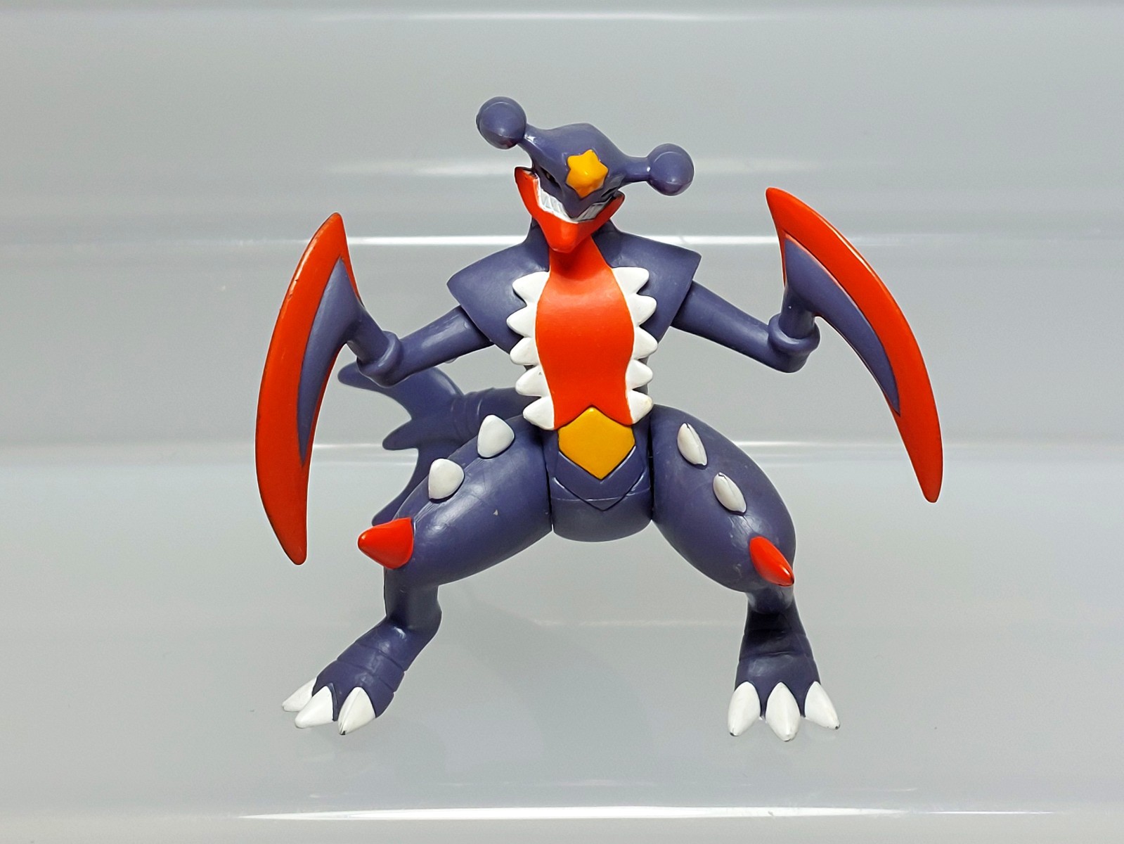 Mega Garchomp Pokemon Moncolle Figure Takara Tomy 2014 Japan F03 2.4in