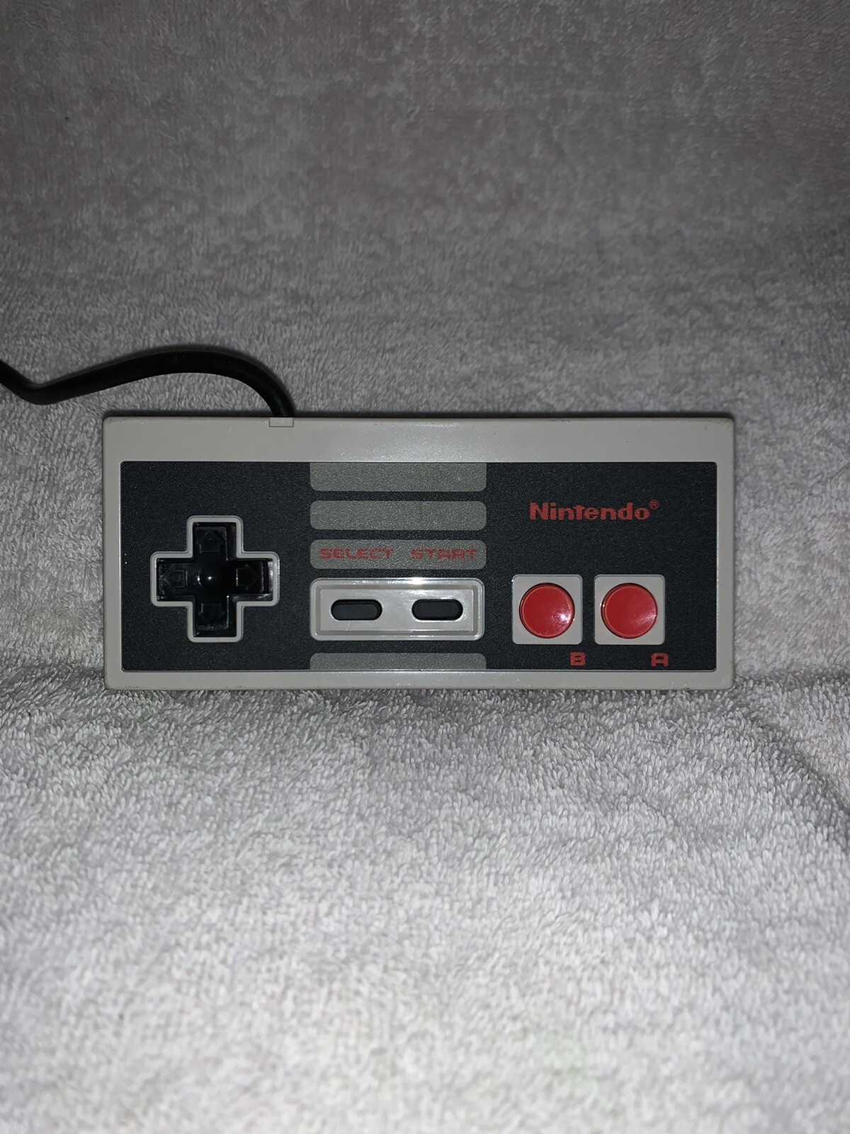 UNSURE IF WORKING Nintendo Entertainment System Gamepad