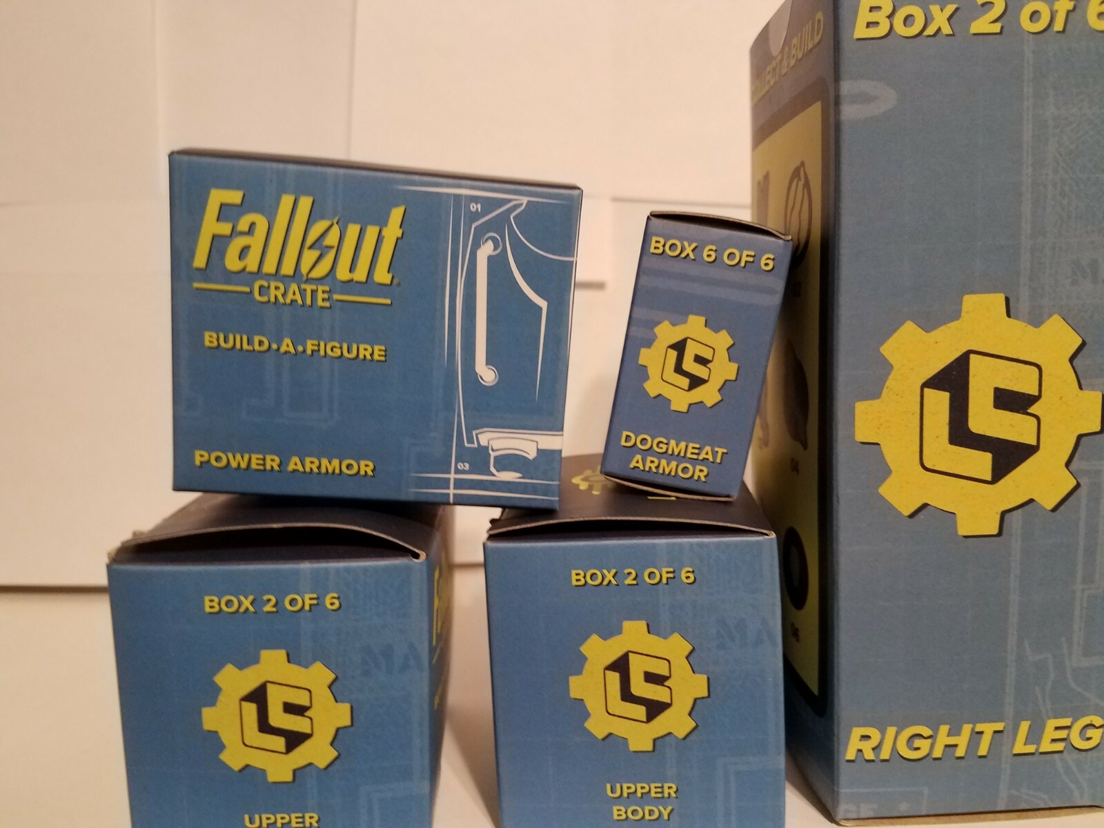 FALLOUT Loot Crate LIBERTY PRIME build-a-figures NIB Armor Dog Meat 2 6