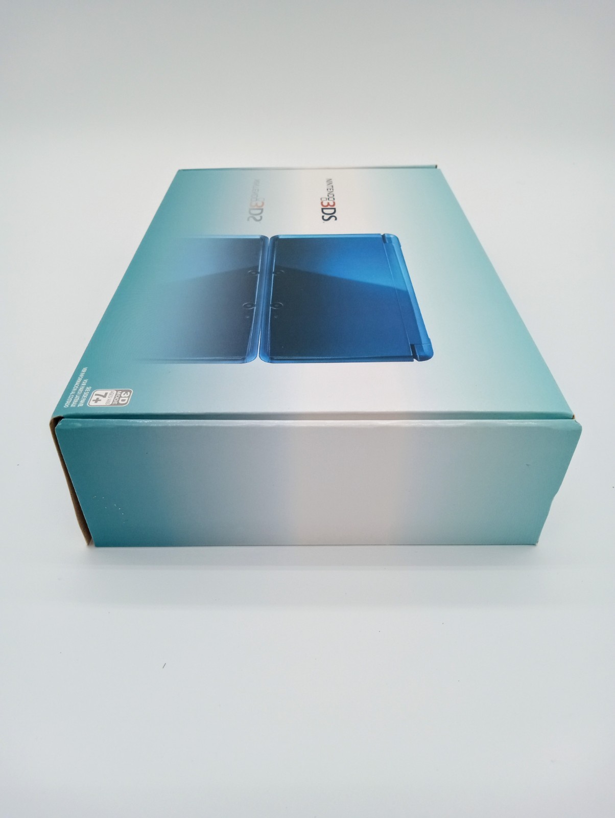 Nintendo 3DS Aqua Blue Handheld System with Box Charger – Excellent Condition