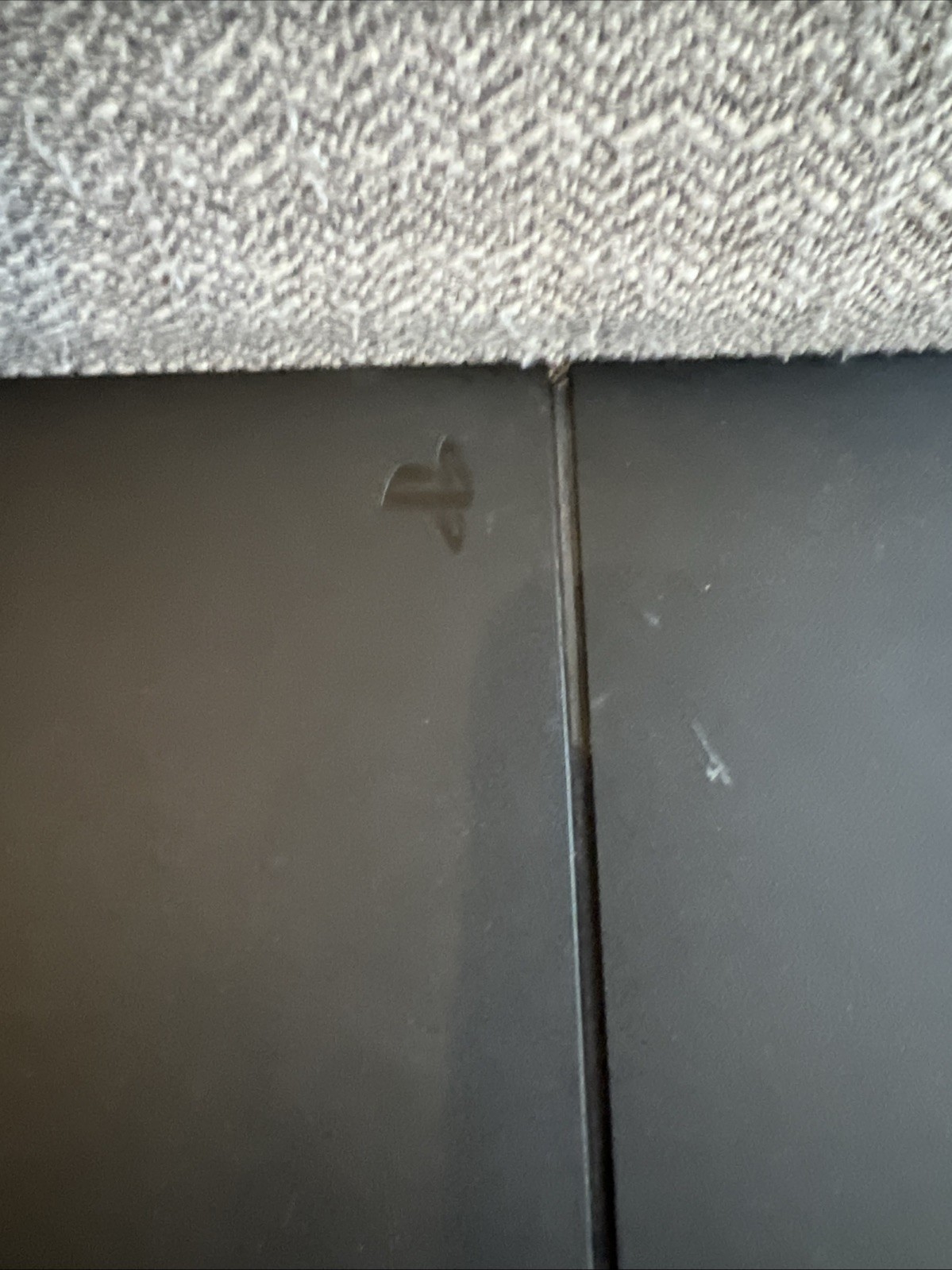 Sony PlayStation 4 PS4 500GB Black Console with Two controllers HDMI Power Cord