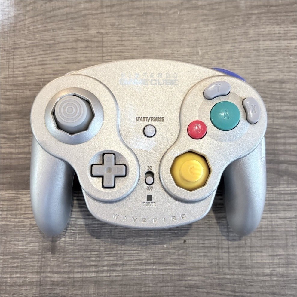 Nintendo GameCube WaveBird Wireless Controller no receiver, tested works.