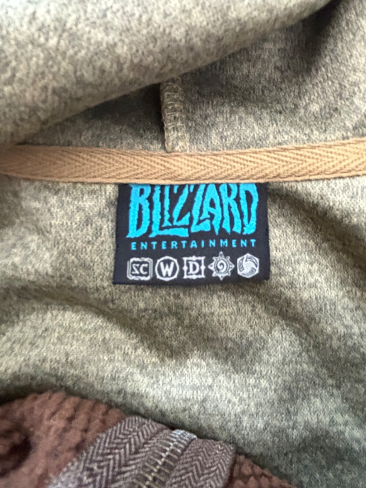 World of Warcraft Men’s Hoodie Zipper Beige Brown Large WoW Blizzard Collectable