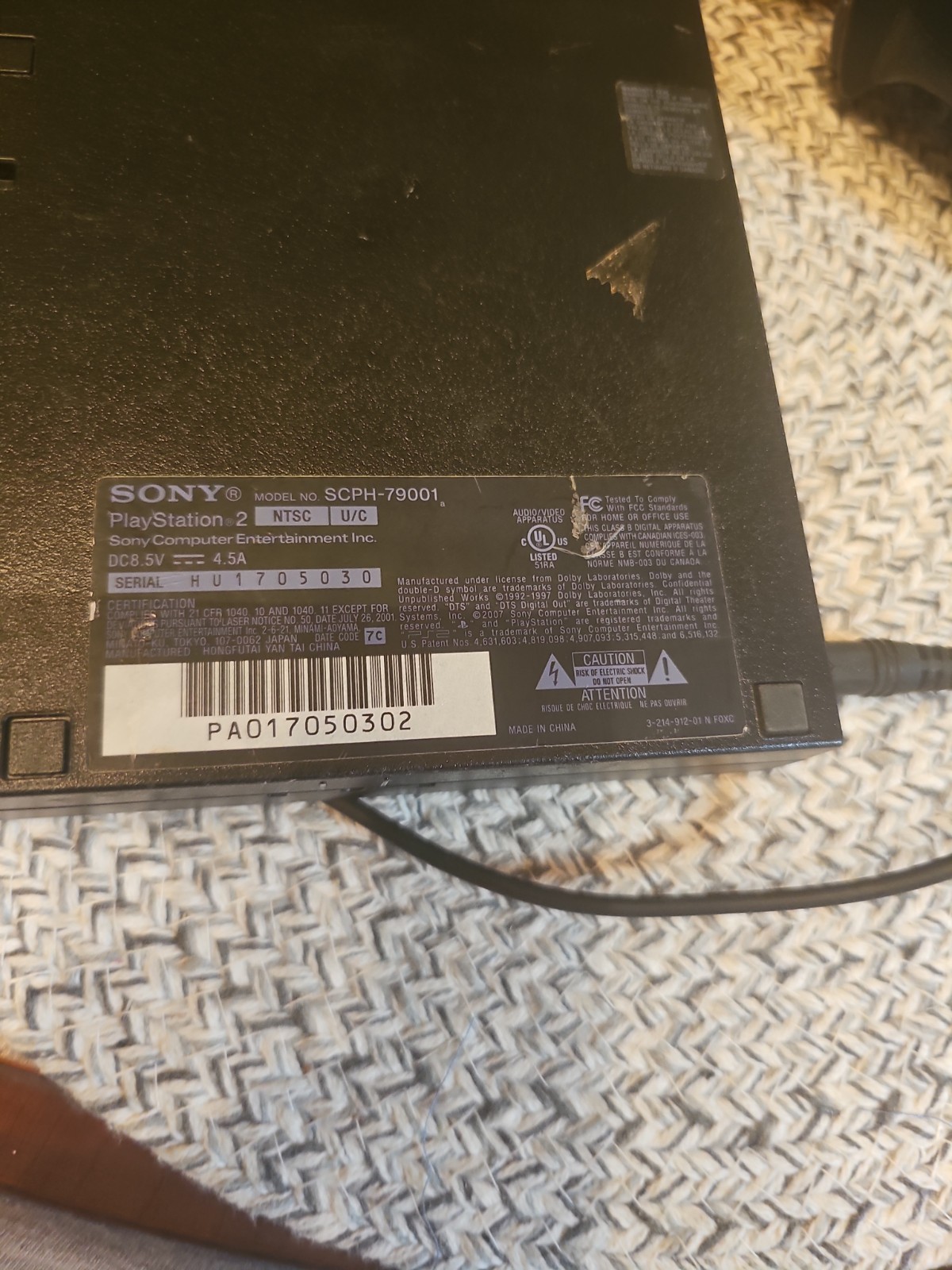 Sony PlayStation 2 With Cords And 2 Controllers SCPH-79001 Lights Up, Not Tested