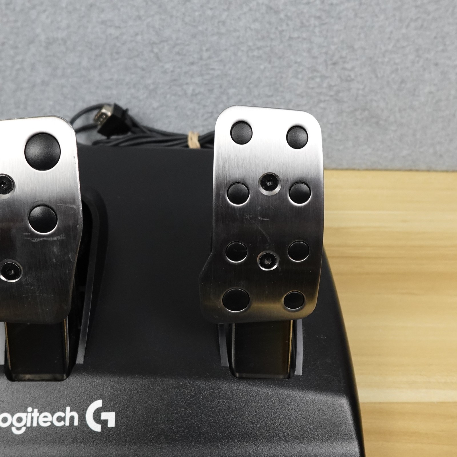 Logitech G29 Driving Force Black Racing Wheel And Pedals Set Good