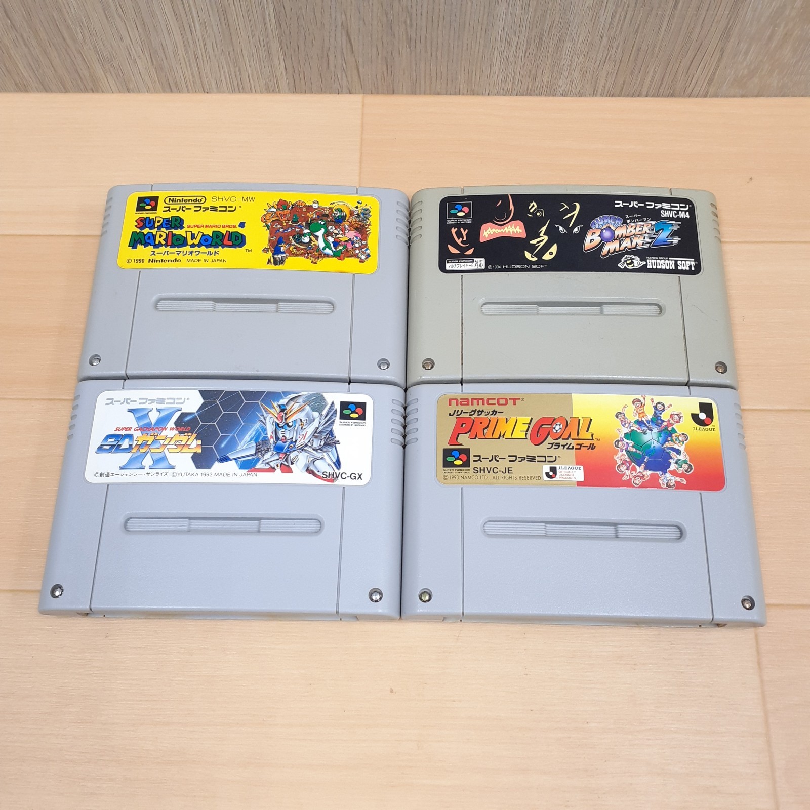 Nintendo Super Famicom & Famicom Console with 8 Games & Cables Japanese NES SNES