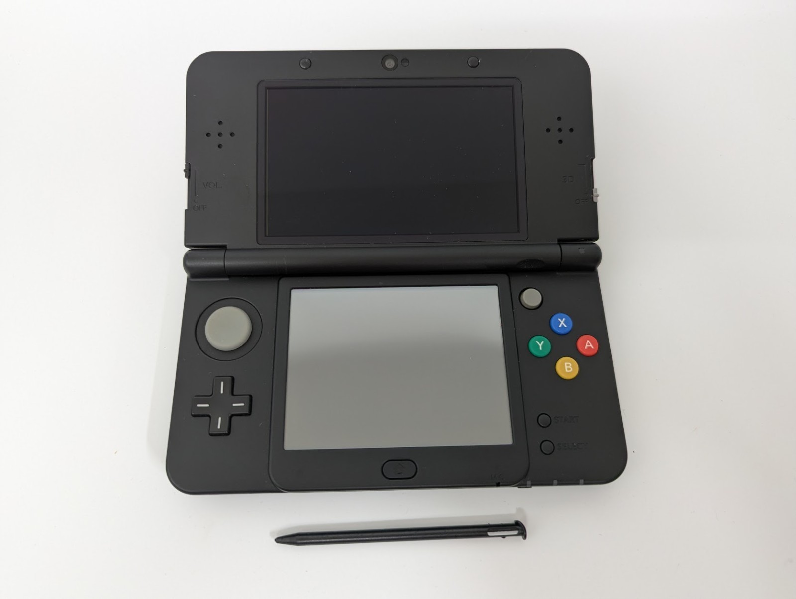 B522 Nintendo new 3DS console Black Japan w/pen plate adapter