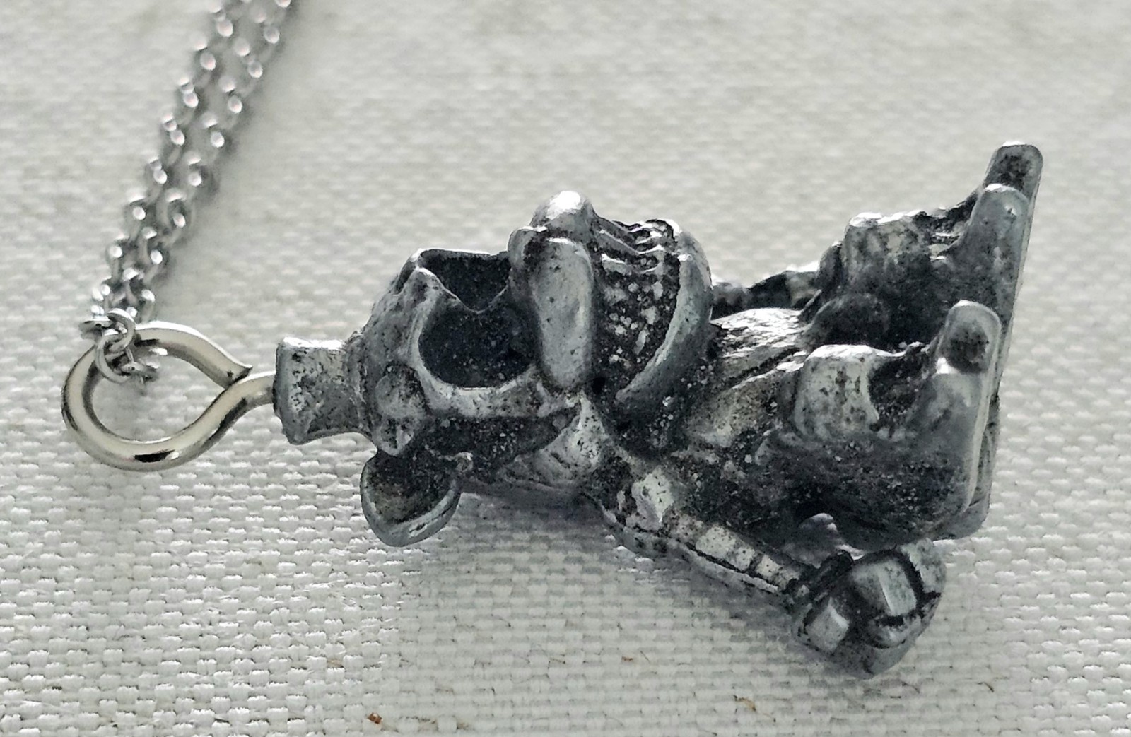 One Of A Kind – Five Nights At Freddy’s FNAF 3D Freddy Bear Necklace 🐻