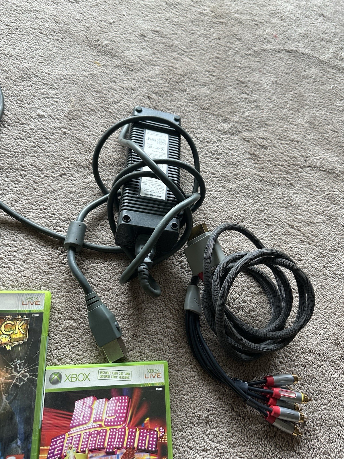 WORKING XBOX 360 W XENON MOTHERBOARD INCLUDES 11 GAMES, 4 CONTROLLERS AND MORE