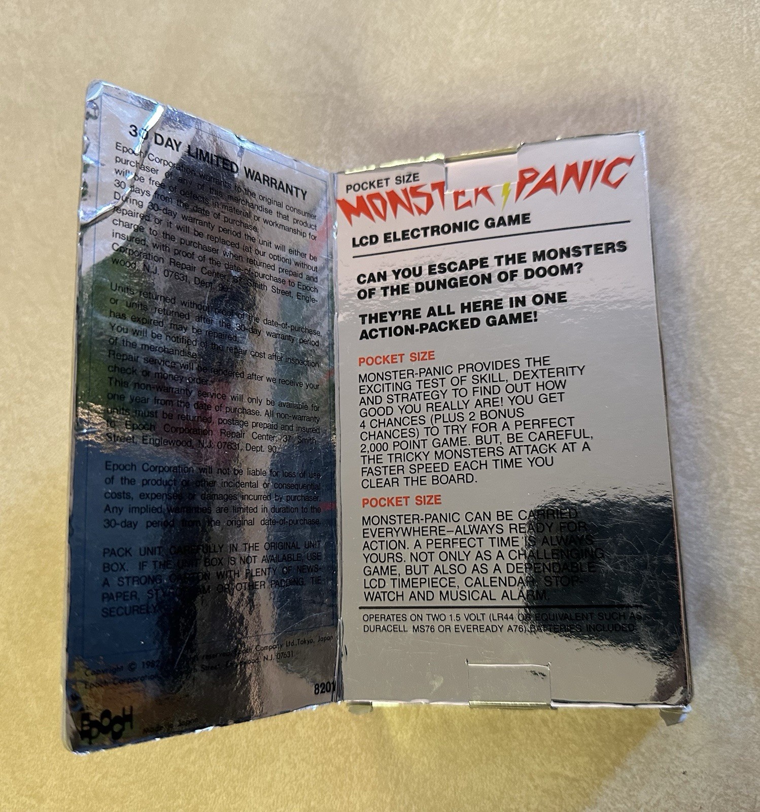 Pocket Size Monster Panic The Horror- FIlled Ation LCD Handheld Game 1981 Epoch