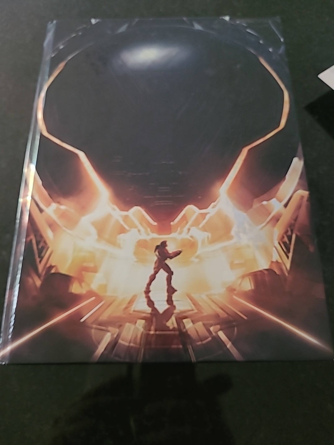 HALO 4 OFFICIAL GAME GUIDE BOOK HARDBACK BOOK 343 INDUSTRIES ￼￼ COLLECTORS ED.