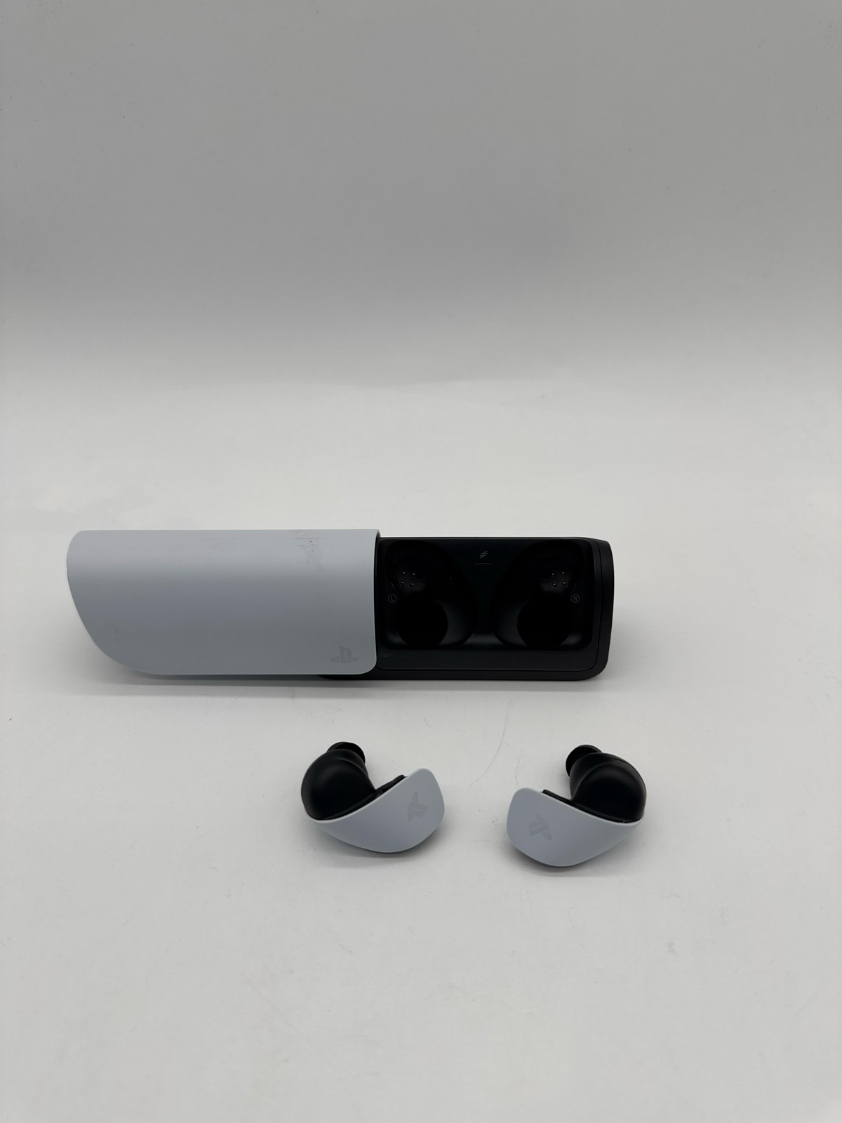 PlayStation Pulse Explore Wireless Earbuds Bluetooth In-Ear Headphones White (1)