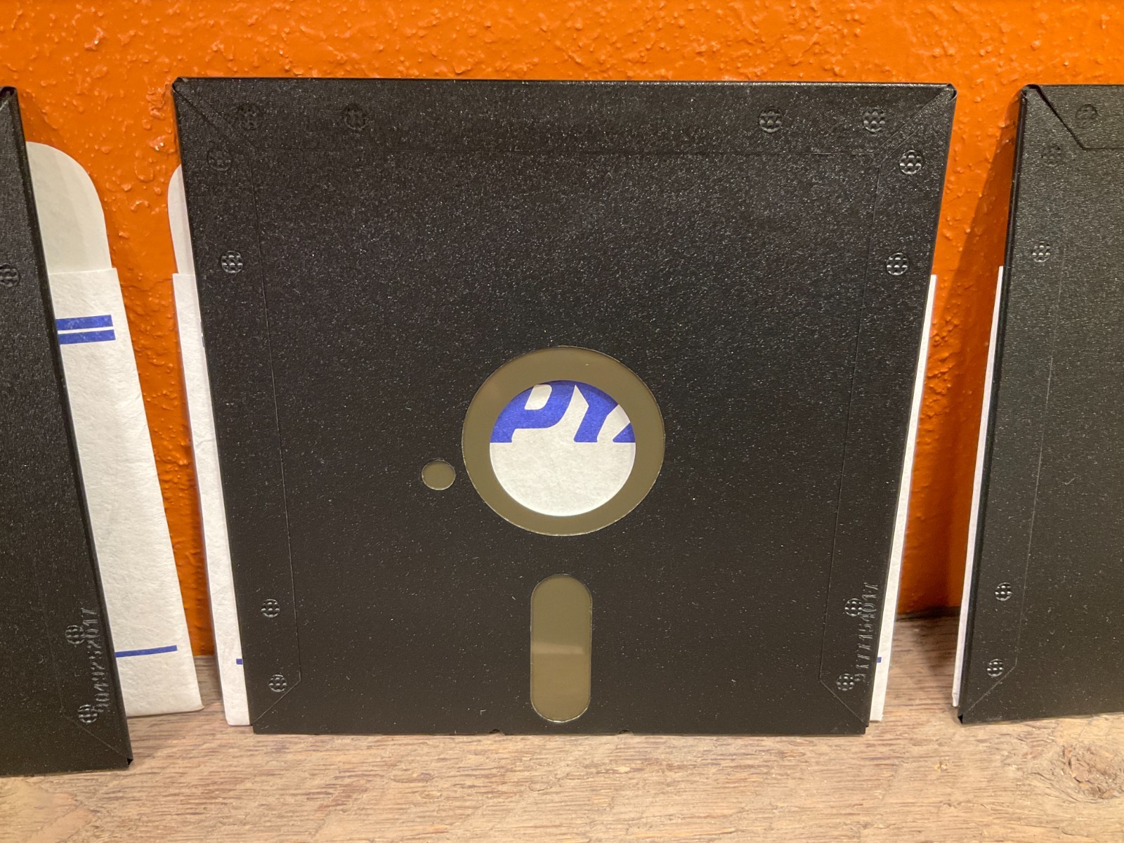 Vtg Revenge of Defender EPYX Disk 1-3 IBM PC & Compatibles Game
