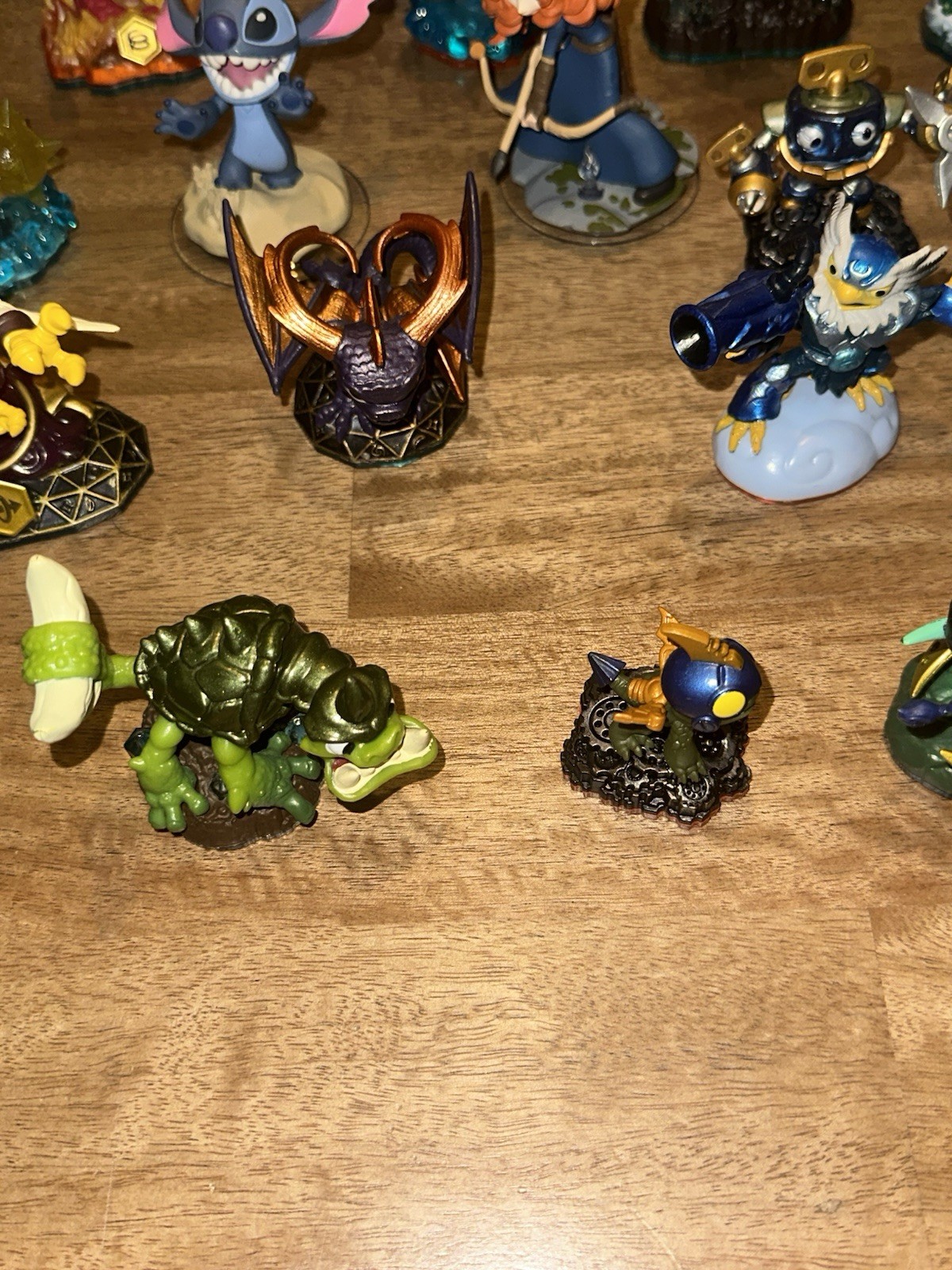 38 pc. Skylanders Trap Team. Enigma, Short Cut and many more!