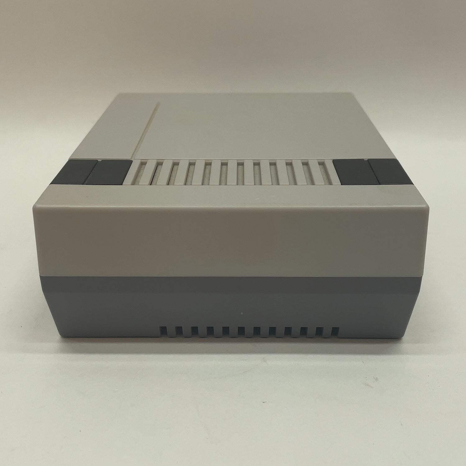 Nintendo NES Classic Edition Console Gaming System CLV-001 Gray