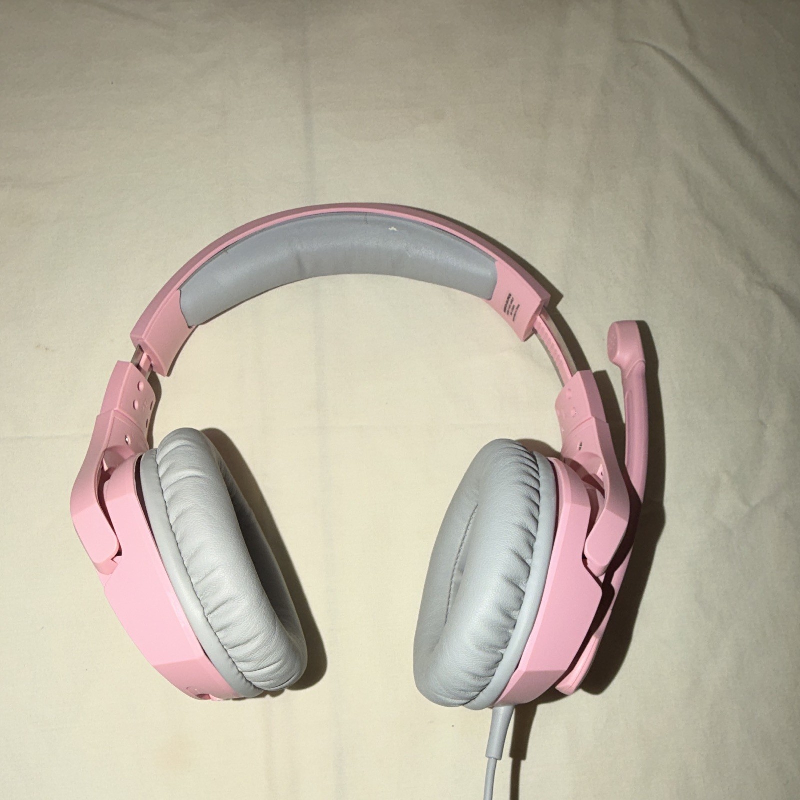 HyperX Cloud Wired Over-Ear Gaming Headset, 3.5mm Jack Boom Mic, Pink/Gray
