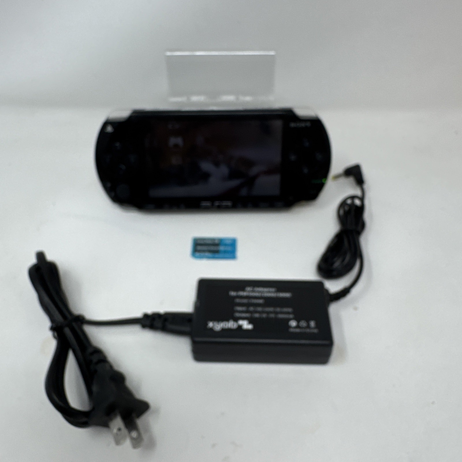 PSP-1001 Black Sony PlayStation Portable- New Battery, Charger, 2gb Memory
