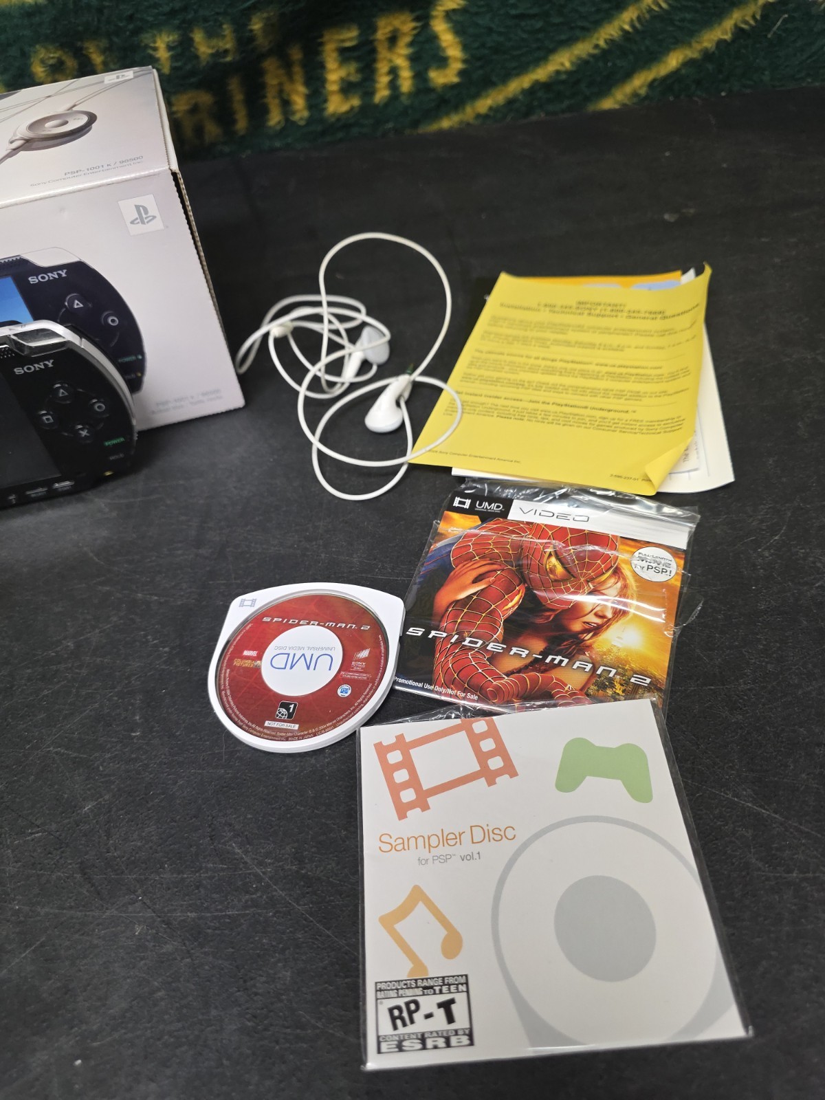 Sony PlayStation Portable Value Pack w/ Box – PSP-1001K – Tested