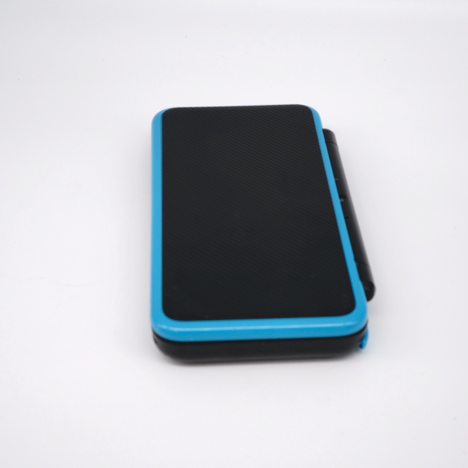 Nintendo “New” 2DS XL LL Console Black & Turquoise w/ extras (USA Seller)