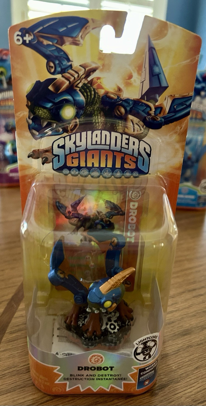 Skylanders Giants Lightcore Drobot NEW UNOPENED- See PICTURES LIGHTS UP