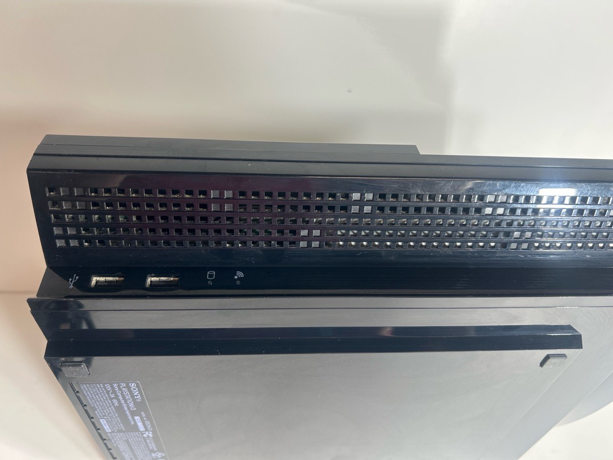*CONTROLLER DOES NOT CONNECT READ DESCRIPTION* SONY PS3 SYSTEM 20GB (P17029458)