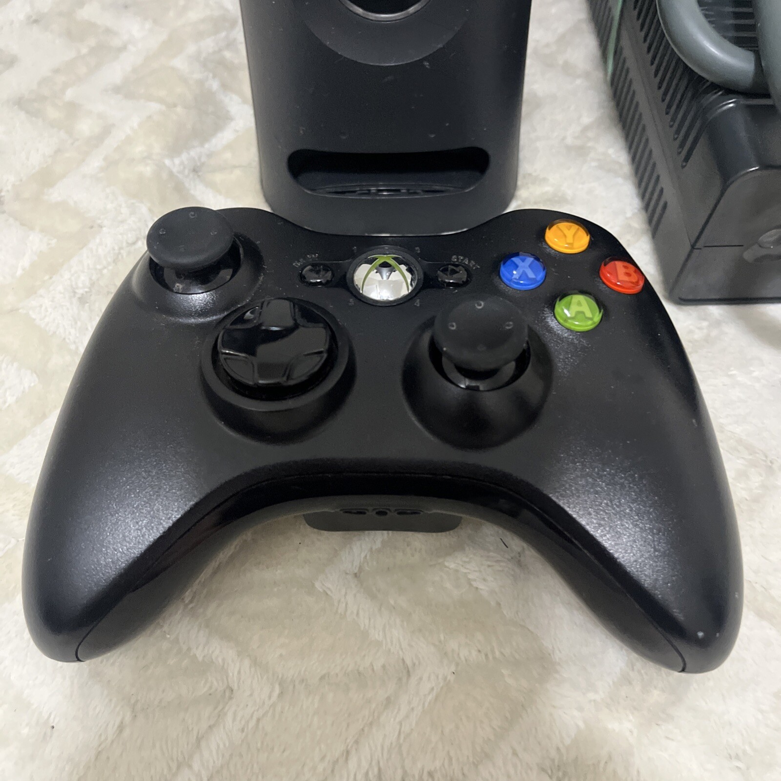 Microsoft Xbox 360 120GB Console With Power Adapter , Controller & Motion Cam