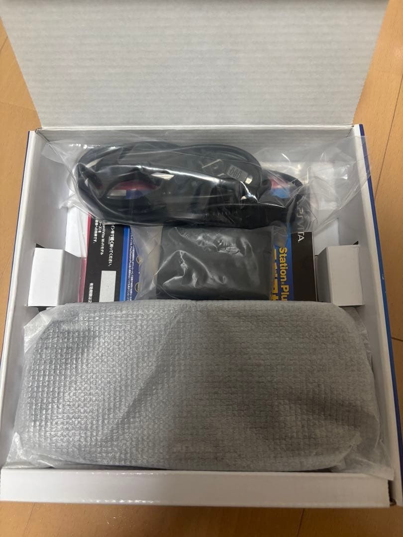 Sony PlayStation PS Vita OLED PCH-1100 Black CIB w/ 8GB Memory Card – Ultra Mint