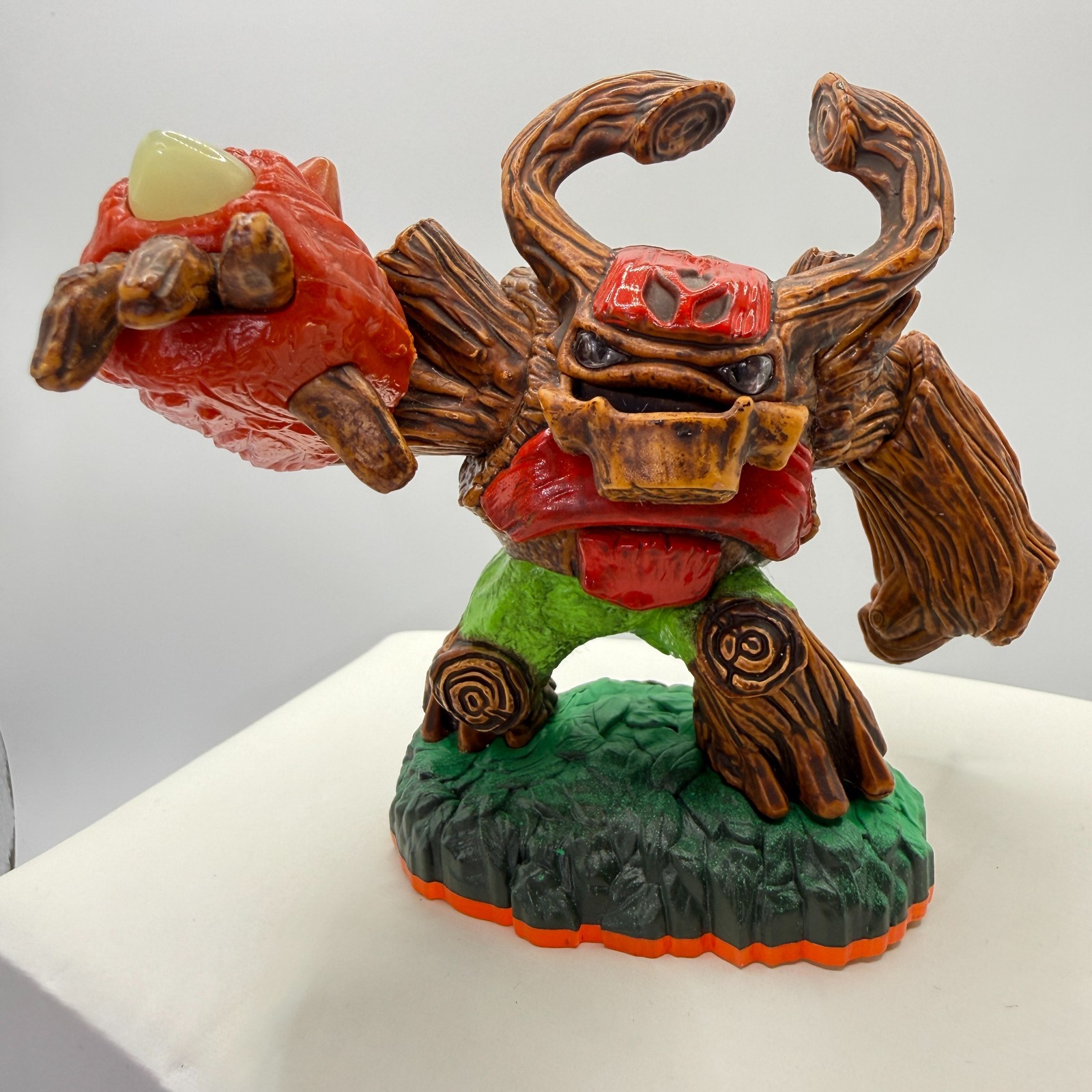 Skylanders Giants Tree Rex Life Element Figure